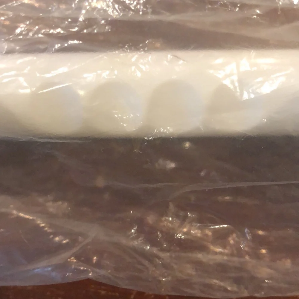 NIB Grooved Grip Extra Large Suction Bar for Bath or Shower in color White